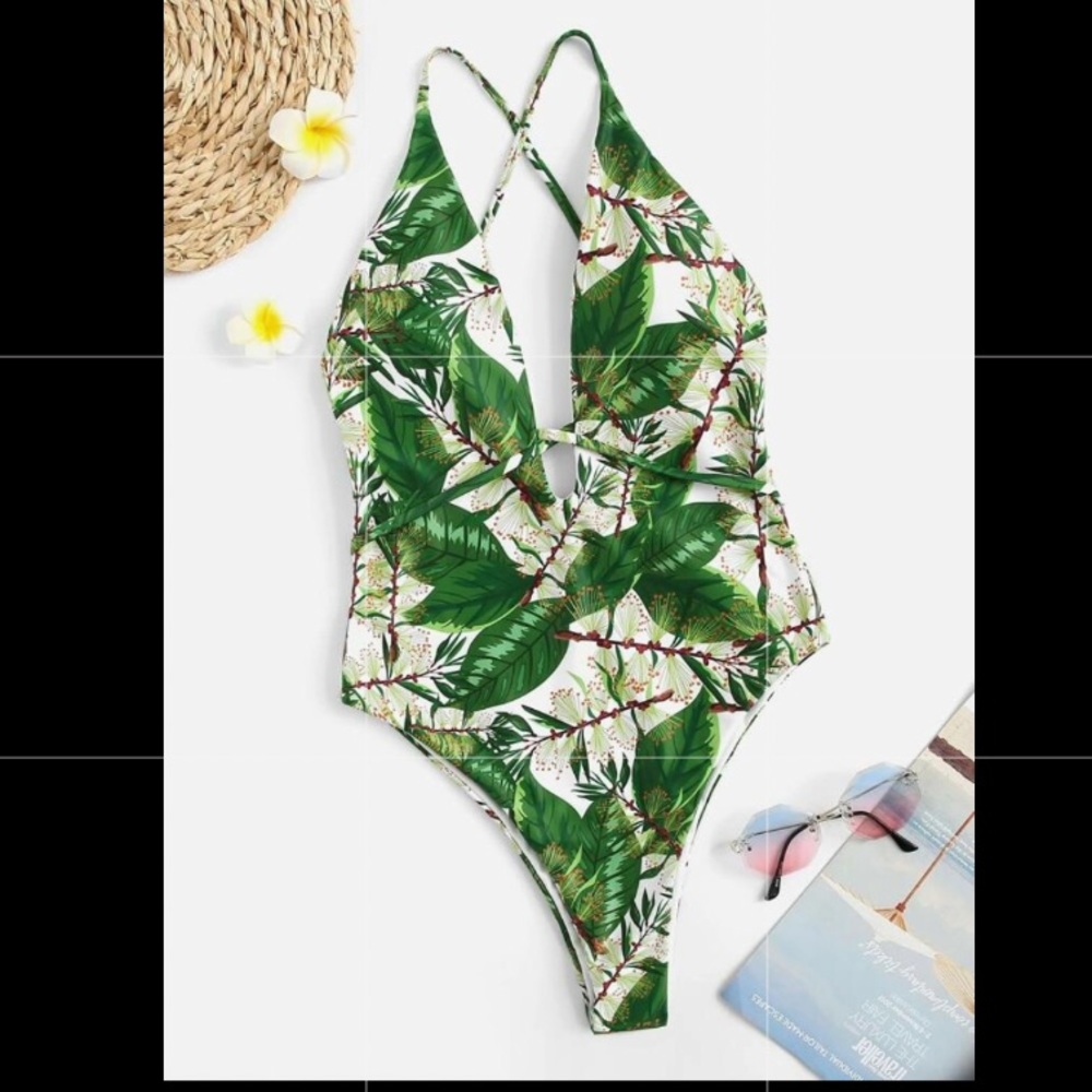 🛑SOLD🛑Tropical Criss Cross Backless One Piece Swimsuit